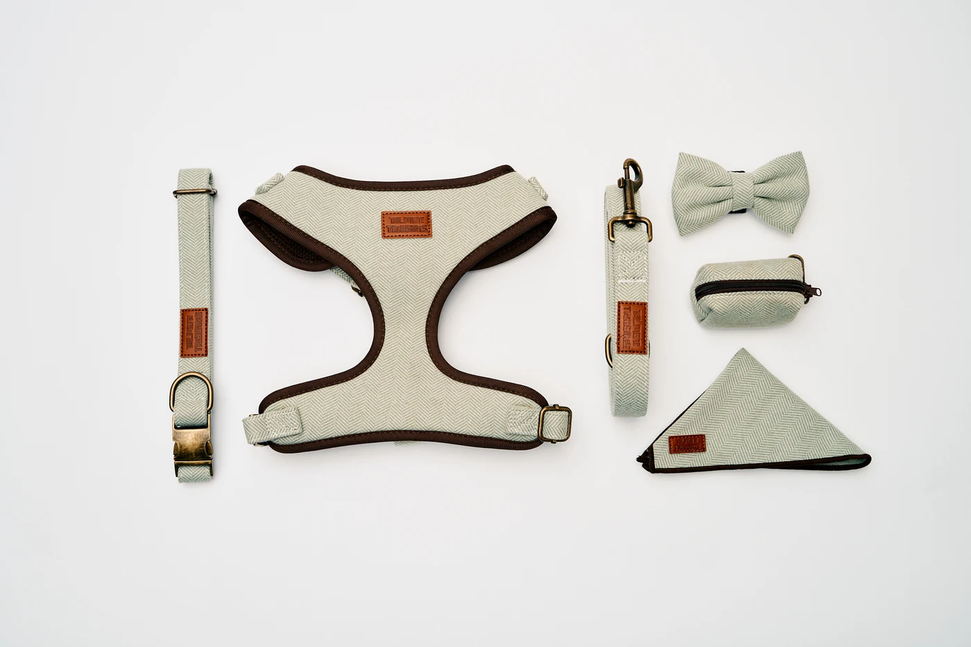 All six pieces of the green tweed walking set